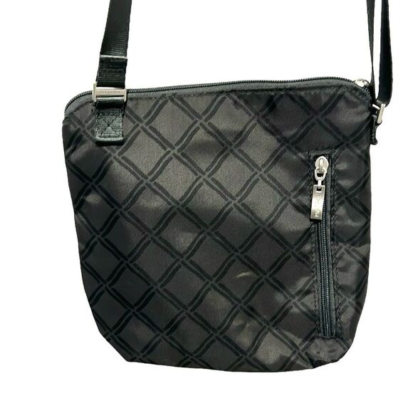 Baggallini gray and black crossbody bag with adjustable straps - Picture 2 of 7
